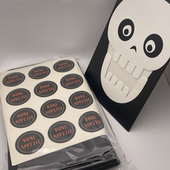 Skull 3D Heavy Paper 24 Trick-Or-Treat Goody Bags Party Bone Appetit Stickers - Picture 2 of 2